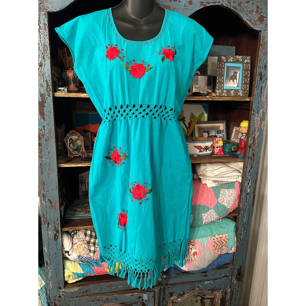 VINTAGE HAND EMBROIDERED HUIPIL FRIDA KAHLO CROCHET WAIST FRINGED HEM DRESS